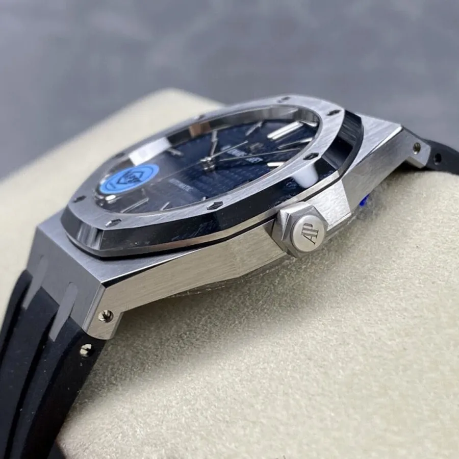 AUDEMARS PIGUET-ROYAL OAK-15400 blue tape-41mm