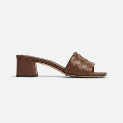 Bottega Veneta Parco Mule In Brown Intrecciato Leather Kitten-Heel Mule Sandal (Heel Height 4.5cm)