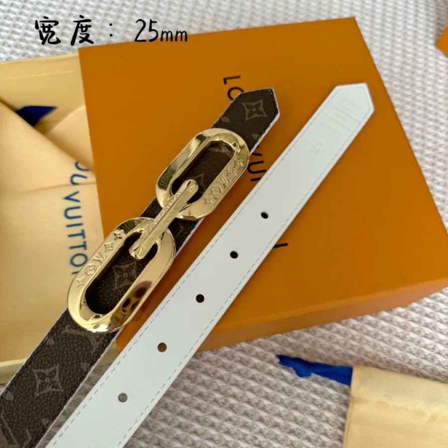 Louis Vuitton Women's Edge Reversible Belt In White Calfskin And Monogram Canvas With Gold Hardware 25mm