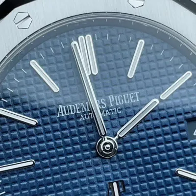 AUDEMARS PIGUET-ROYAL OAK-REF.15202ST.OO.1240ST.01-39MM