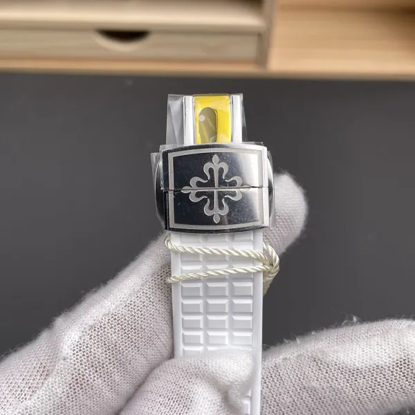 PATEK PHILIPPE-AQUANAUT-ref.5067A-024-35.6mm - Image 9