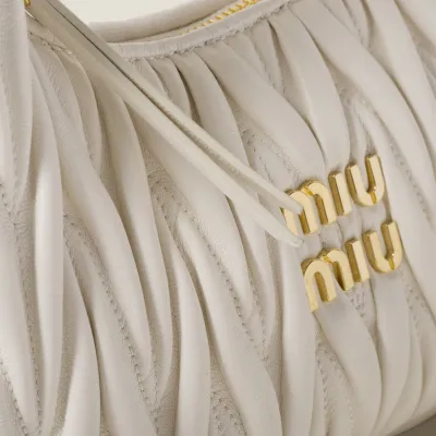 Miu Miu Wander Matelassé Quilted Lambskin Leather handbag white Crossbody Bags