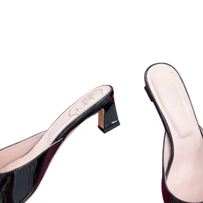 Roger Vivier Trompette Mules High Heels In White/Black/Beige/Pink Patent Leather With Metal Buckle (Heel Height 4.5cm)