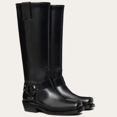 VALENTINO ROCKSTUD Calf leather motorcycle boots (heel height 4cm)