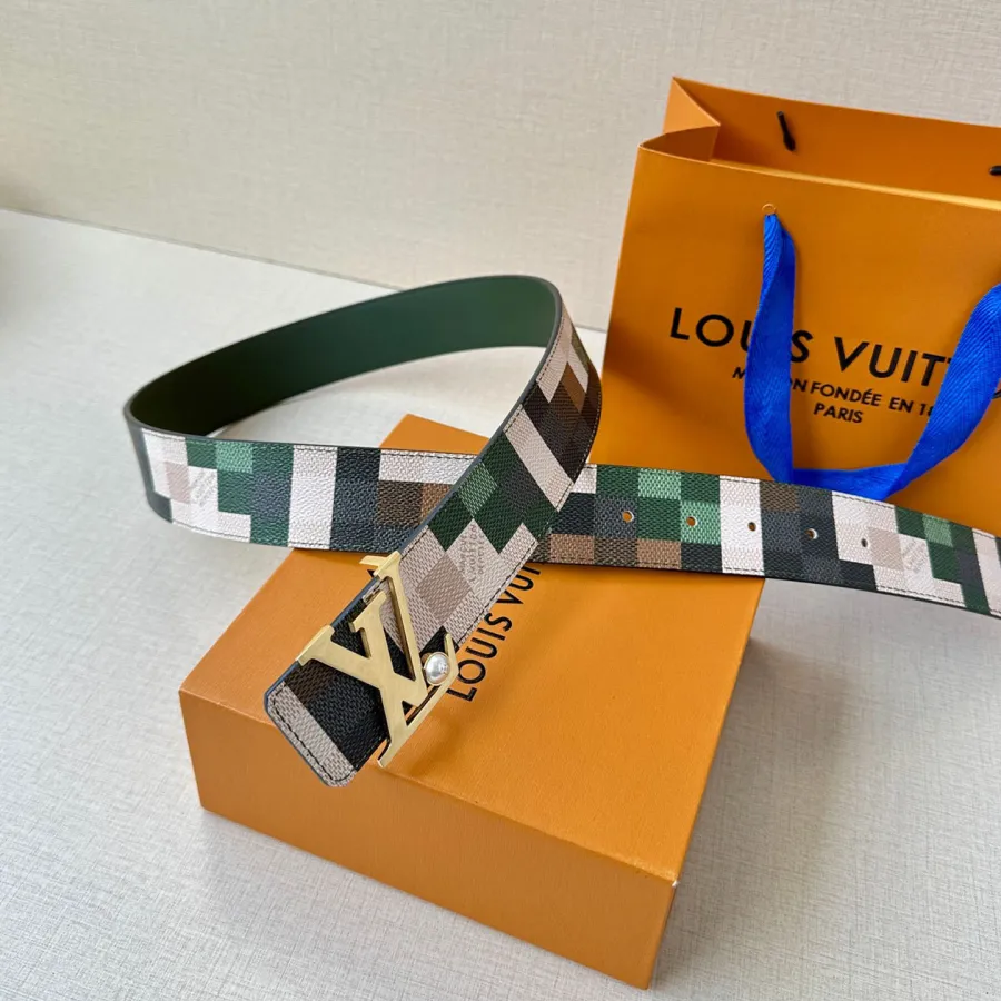 Louis Vuitton Men's Initiales Pearls Reversible Belt In Green/Red Damier Canvas With Gold/Silver Hardware 40mm