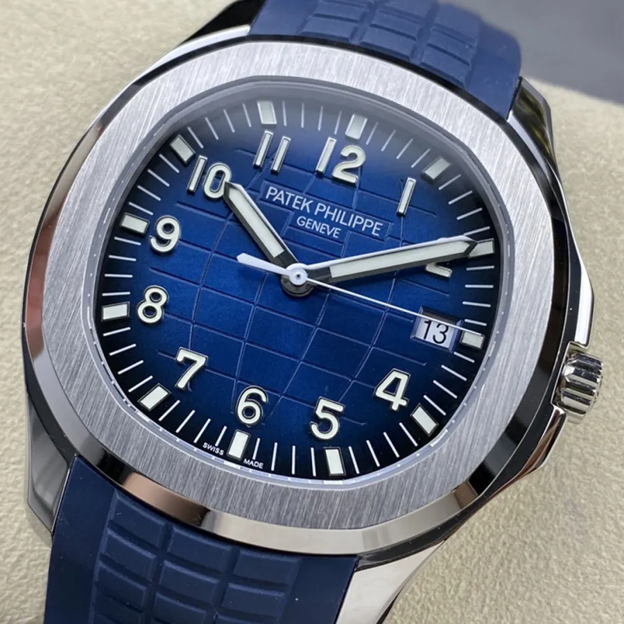 PATEK PHILIPPE-AQUANAUT-ref.5168G-001-42mm