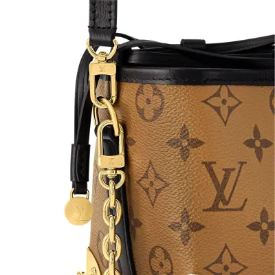 Louis Vuitton Bags Noe Purse