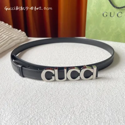 Gucci Women's GUCCI Buckle Belt In White/Black Smooth Calfskin With Gold/Silver Hardware 20mm