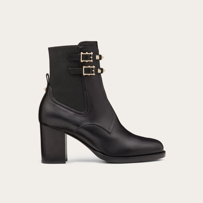 VALENTINO ROCKSTUD Botas de cano curto de bezerro com rebites (altura do salto 7cm)