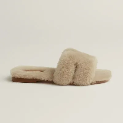 HERMES Oran Beige plush Slippers