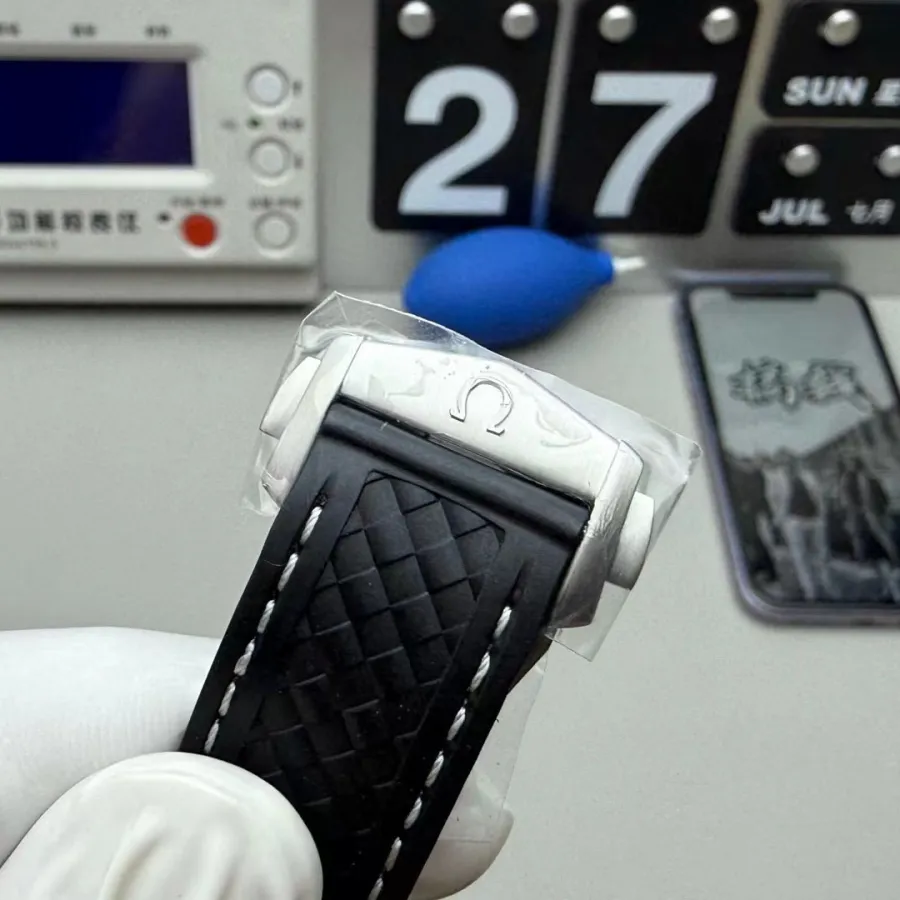 OMEGA-SEAMASTER-ref.220.92.43.22.99.001-43mm