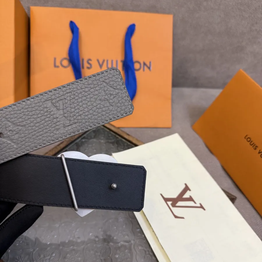 Louis Vuitton Men's Shield LV Heart Buckle Reversible Belt In Grey/Black Calfskin With Silver Hardware 40mm