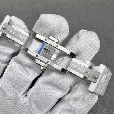 AUDEMARS PIGUET-ROYAL OAK-REF.26579CB.OO.1225CB.01-41MM