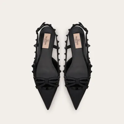 VALENTINO Patent-leather lace-up flats