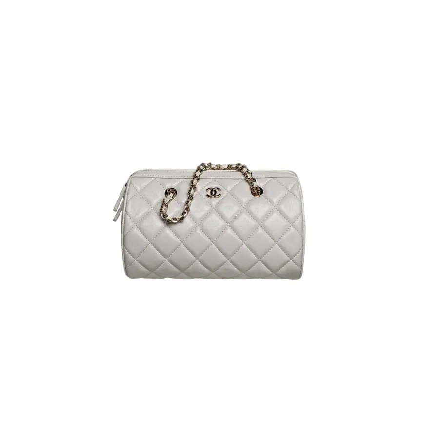 Chanel White / Black Quilted Lambskin Leather Crossbody Bags