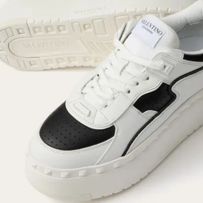 VALENTINO FREEDOTS XL Women's calf leather sneakers