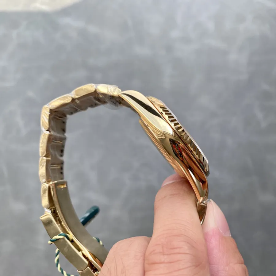 ROLEX-Sky Dweller-REF.M326938-0003-42MM