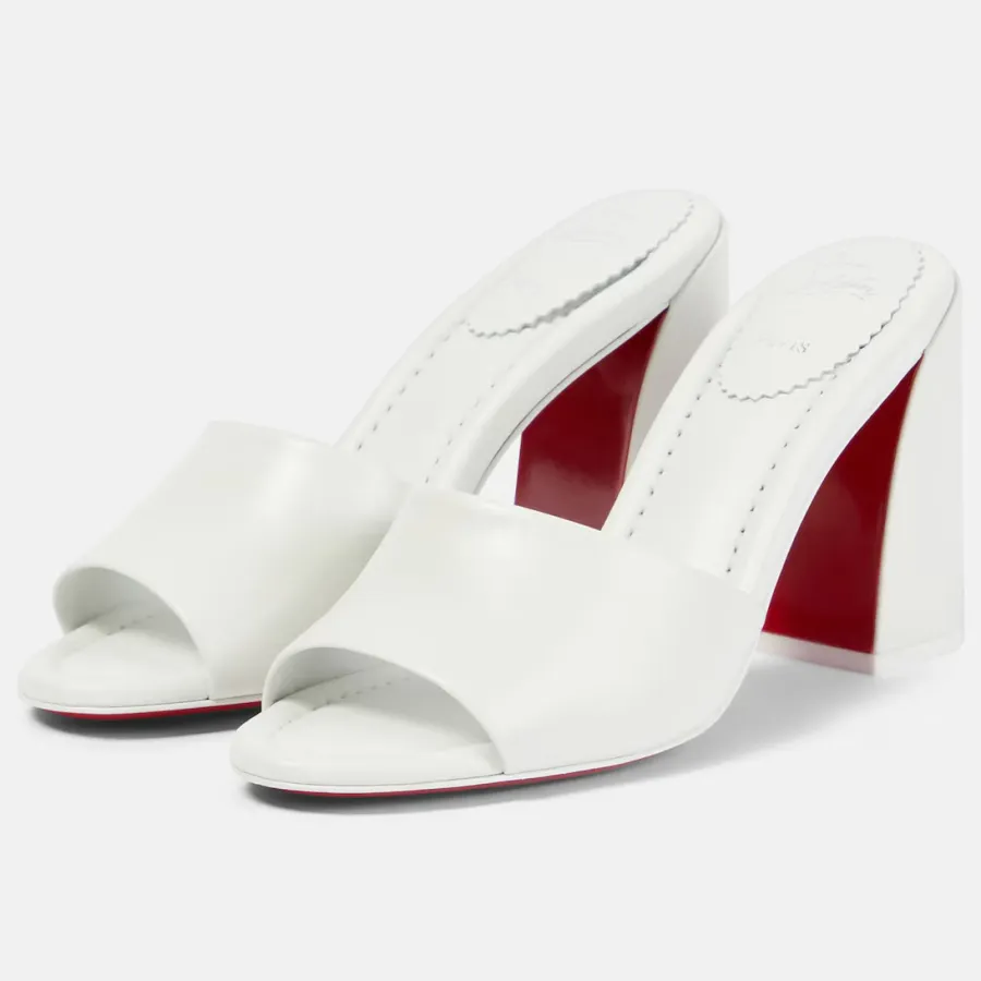 Christian Louboutin White round-toed high-heeled slippers