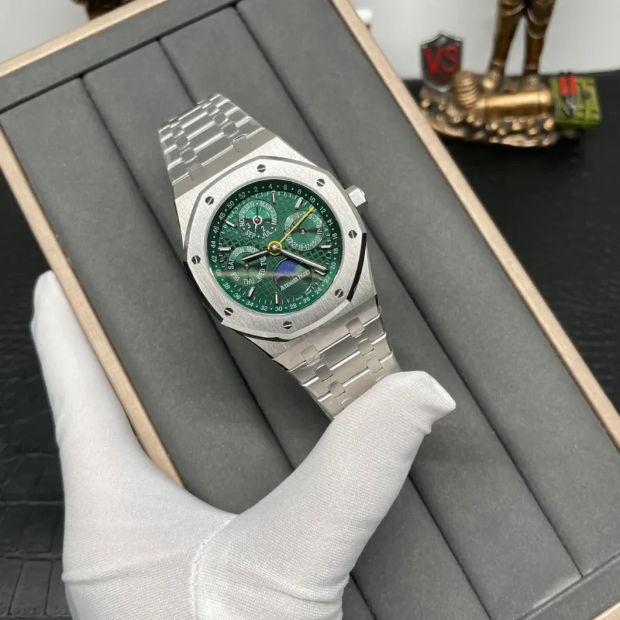 AUDEMARS PIGUET-ROYAL OAK-ref.26606ST.OO.1220ST.01-41mm