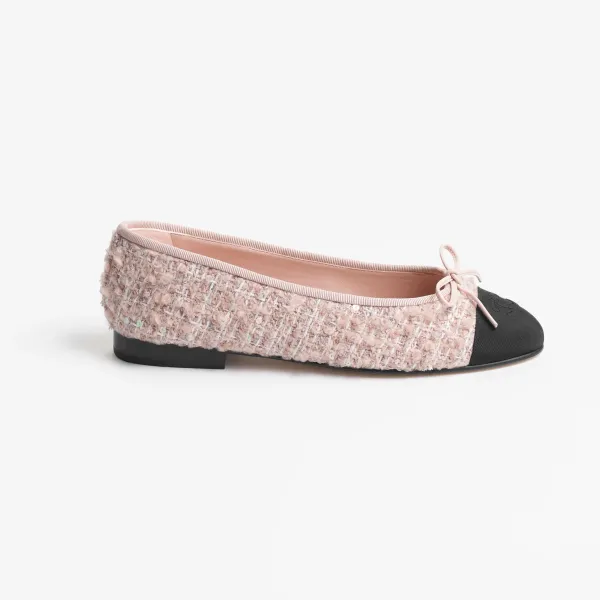 Chanel Flat shoes with twill soft wool and satin, light pink, beige, milky white and black Ballet  Shoes