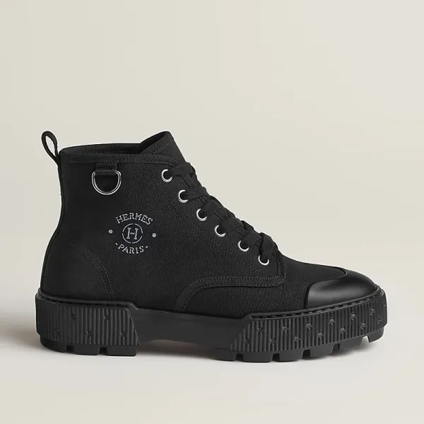 HERMES Itineraire Black ankle boots