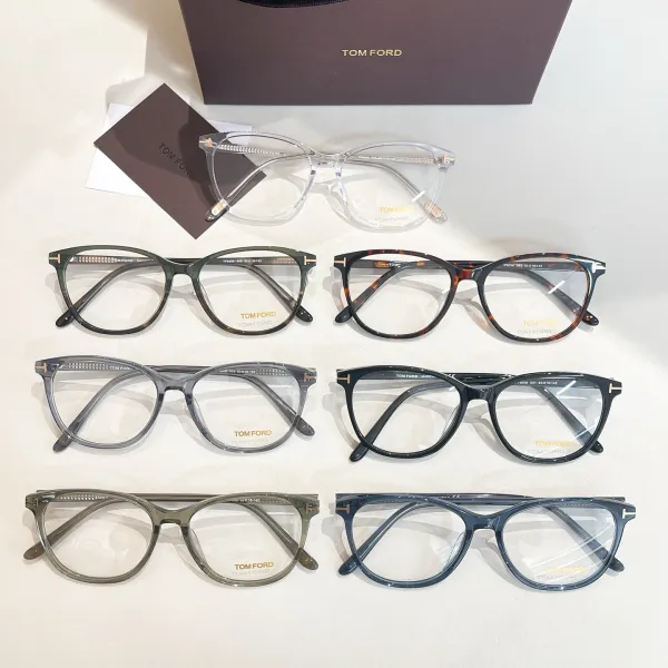 Tom Ford Boston frame glasses blue/black/grey/leopard/transparent/citron/green color Size 53口18-145 - Image 8