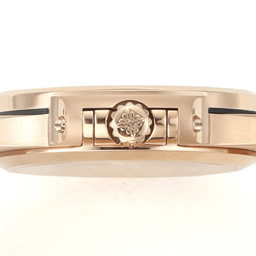 PATEK PHILIPPE-NAUTILUS-ref.7118-1R-010-35.2mm