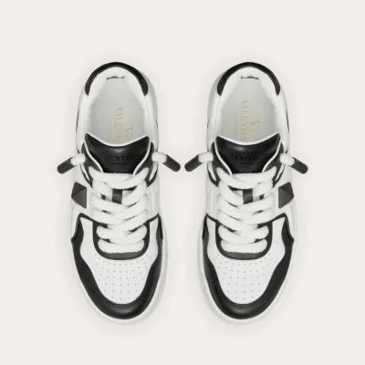 VALENTINO ONE STUD XL Women's sheepskin sneakers