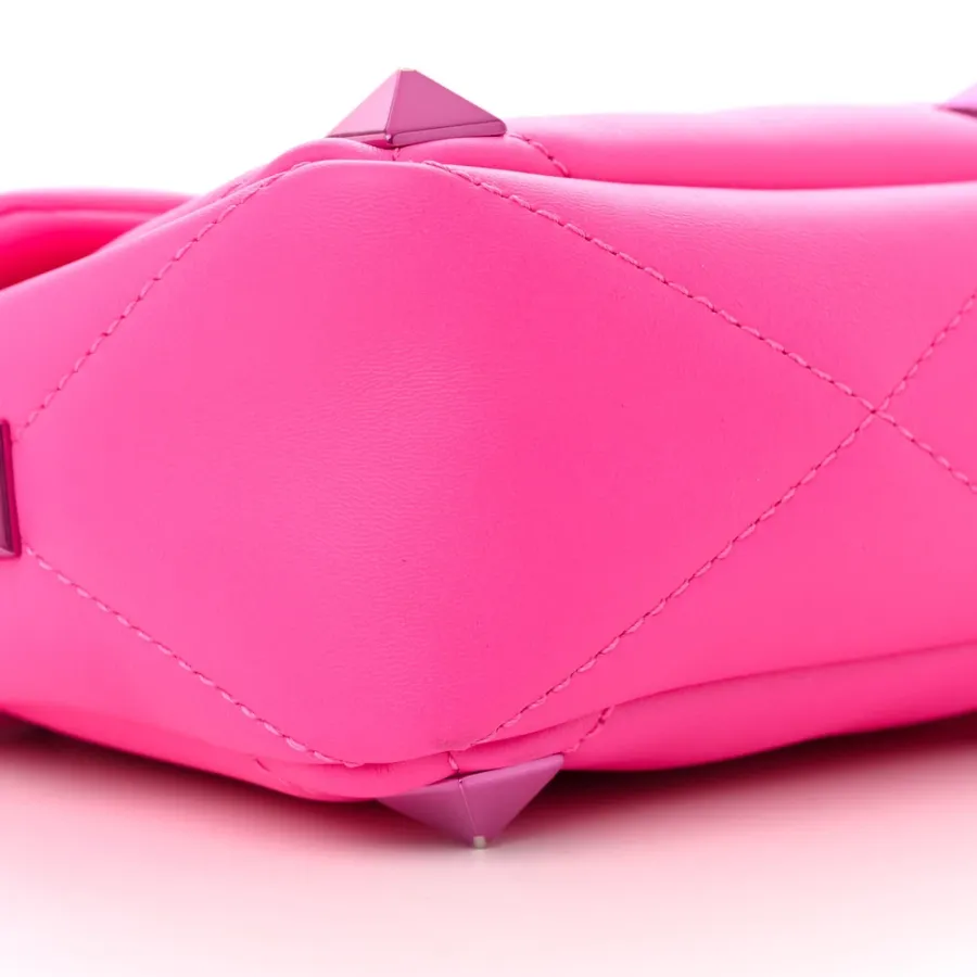 Valentino Garavani Large Roman Stud Shoulder Bag Pink PP Lacquer Monochrome Nappa Leather Incognito Hardware