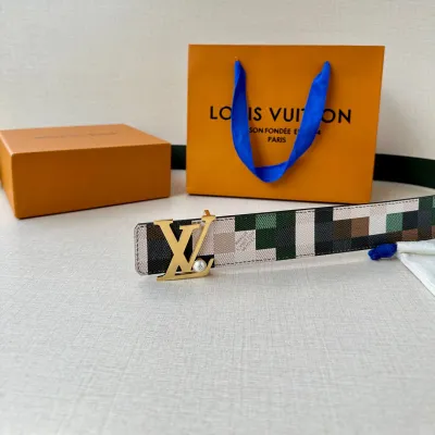 Louis Vuitton Men's Initiales Pearls Reversible Belt In Green/Red Damier Canvas With Gold/Silver Hardware 40mm