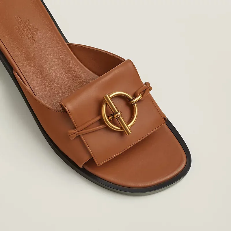 HERMES Isle  Brown Slippers