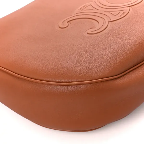 Celine Medium Triomphe Heloise Shoulder Bag Tan Supple Calfskin Leather - Image 4