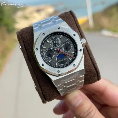 AUDEMARS PIGUET-ROYAL OAK-REF.26609TI.OO.1220TI.01-41MM