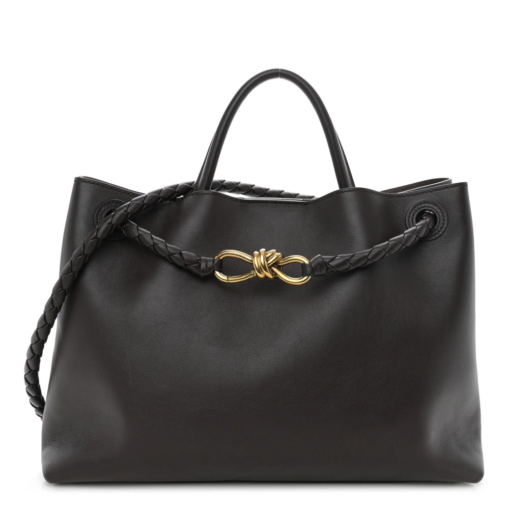 Bottega Veneta Bolsa de Ombro Andiamo Médio Couro de Bezerro Cetim Fondant Hardware Dourado