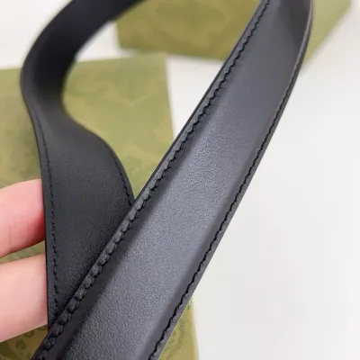 Gucci Women's Oval Belt In Black/White Calfskin With Gold Hardware 25mm