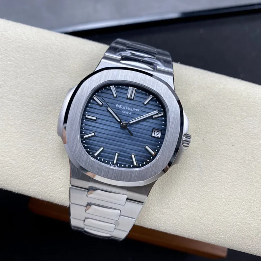 PATEK PHILIPPE-NAUTILUS-5811-1G-001-41mm