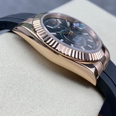 ROLEX-Sky Dweller-REF.M326235-0006-42MM