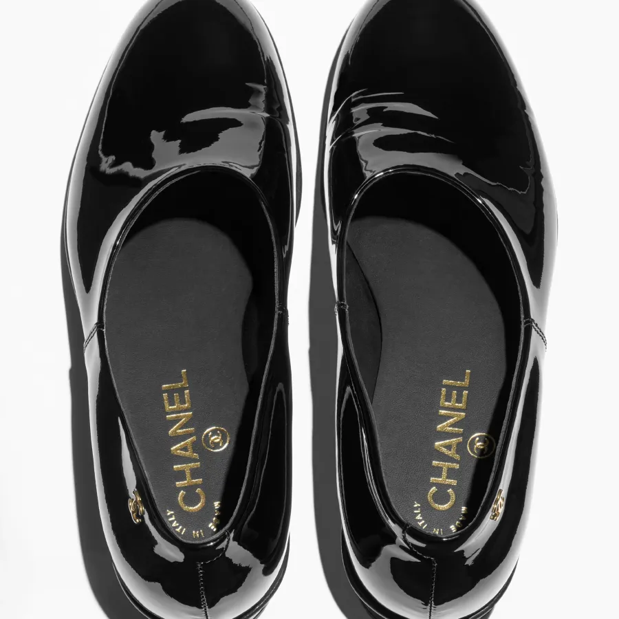 Chanel Black calf patent leather Loafers