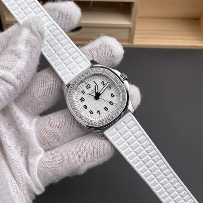 PATEK PHILIPPE-AQUANAUT-ref.5067A-024-35.6mm