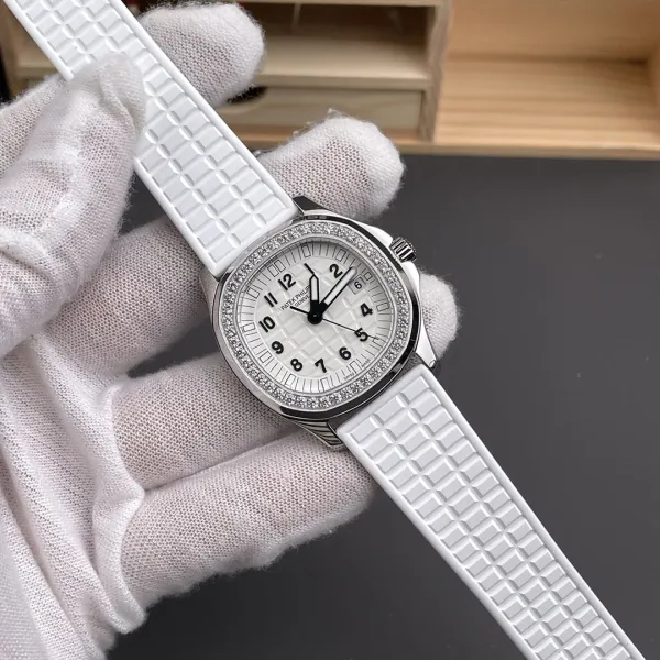 PATEK PHILIPPE-AQUANAUT-ref.5067A-024-35.6mm - Image 5