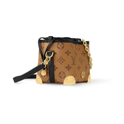 Louis Vuitton Bags Noe Purse