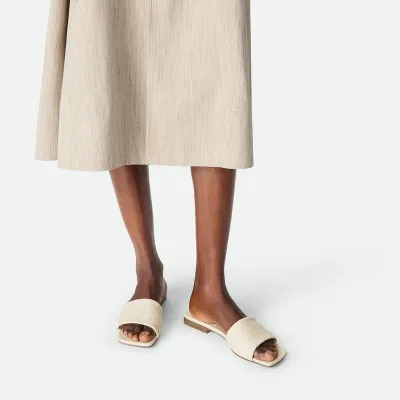 Bottega Veneta Parco Mule In Ivory Intrecciato Leather Flat Mule Sandal