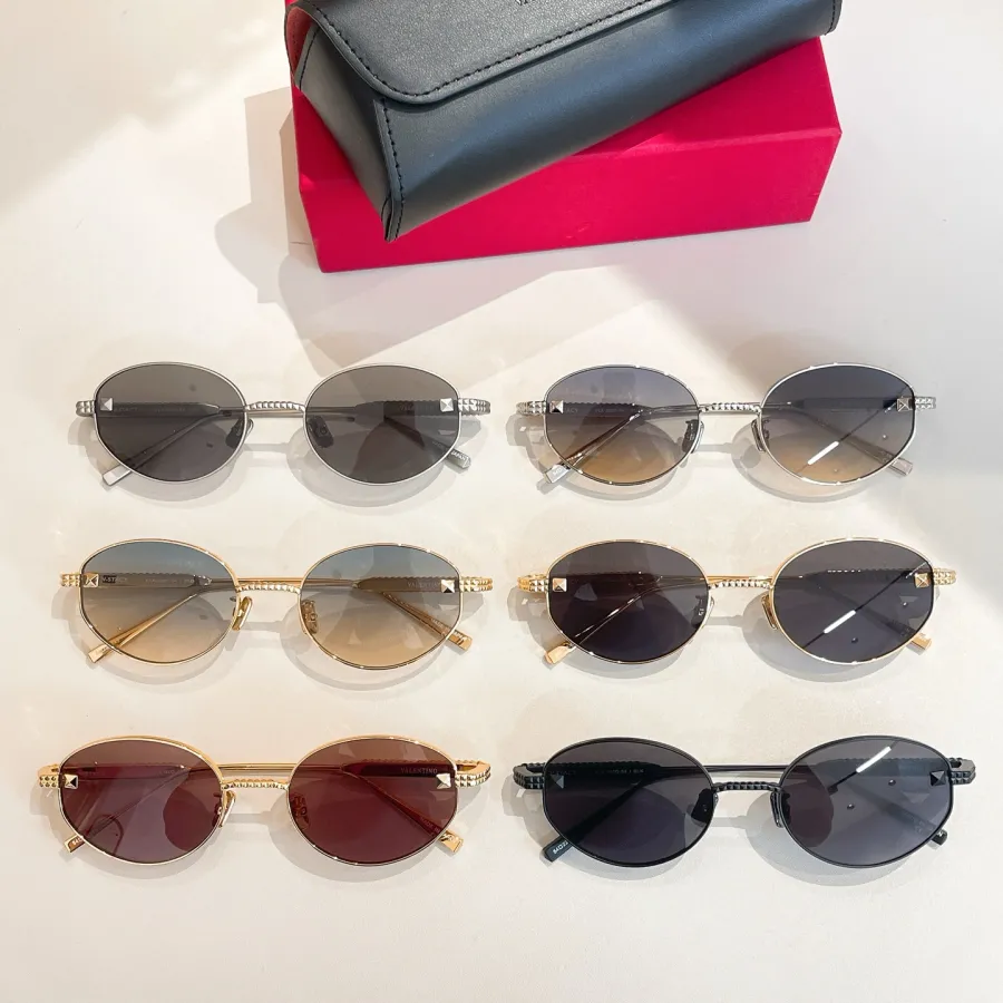 Valentino Oval glasses silver/gold/grey silver/black gold/black/red gold color Size 60口17-142