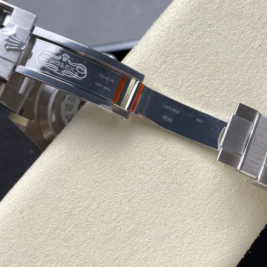 ROLEX-Explorer-REF.M216570-0002-42MM