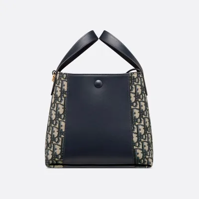 Dior Small Signature Bucket Bag In Blue Dior Oblique Jacquard/Black Grained Calfskin Gold Hardware