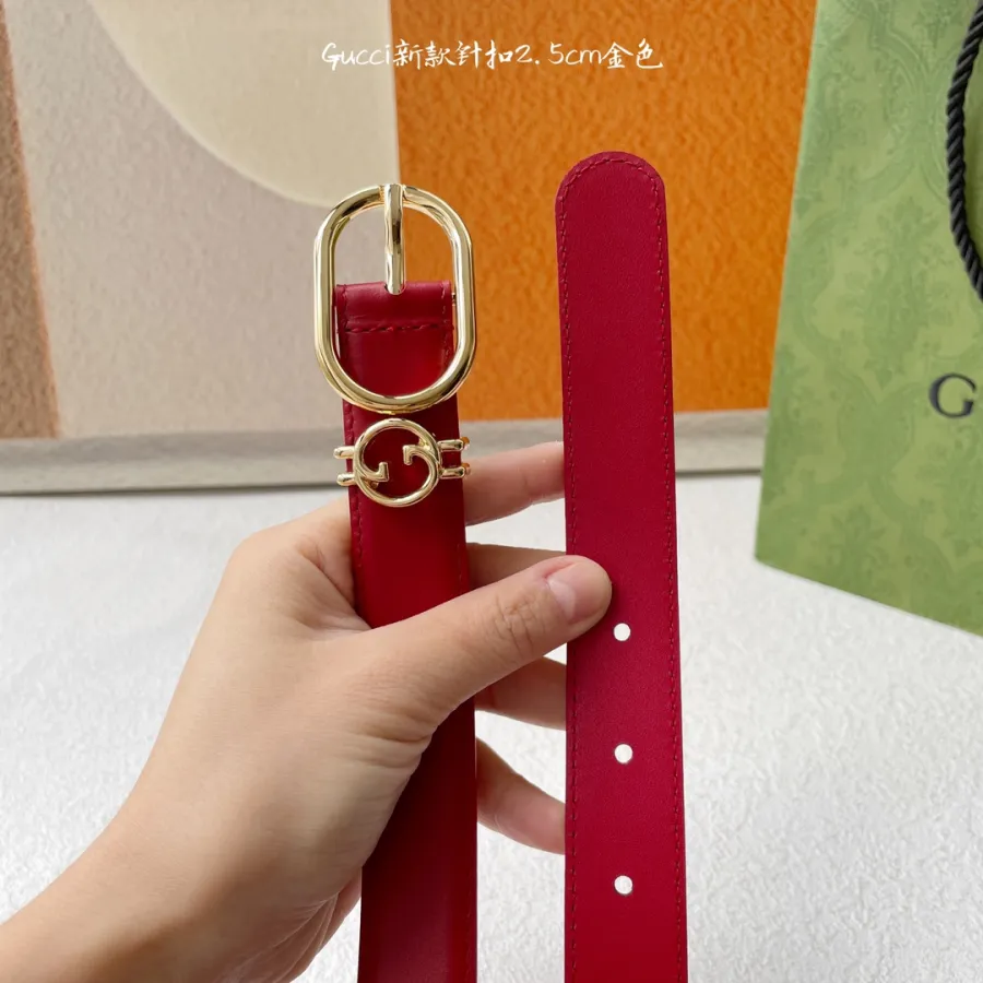 Gucci Women's Oval Belt In Red/White/Black Smooth Calfskin With Gold/Silver Hardware 25mm