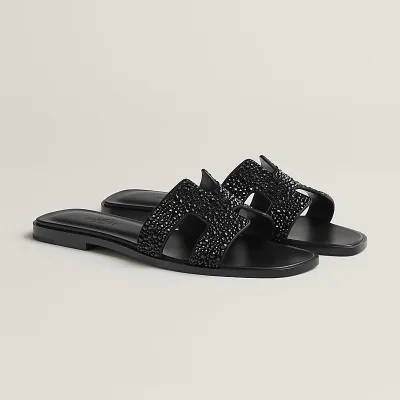 HERMES Oran Black Slippers