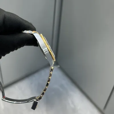 ROLEX-GMT MASTER II-REF.M126713GRNR-0001-40mm