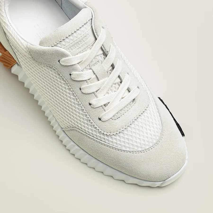 HERMES White Sneakers Bouncing Sports Shoes