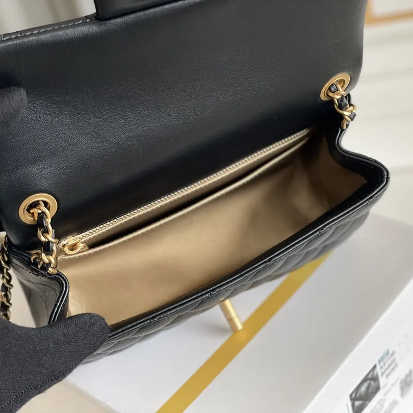 Chanel Gold ball cover bag Black / White / Pink  18/20cm Crossbody Bags